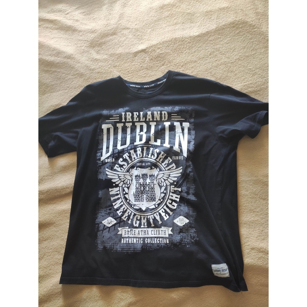 T-Shirt Men's Black Graphic Print